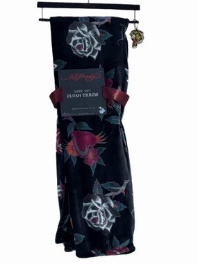 Ed Hardy Black Floral Heart Plush Throw